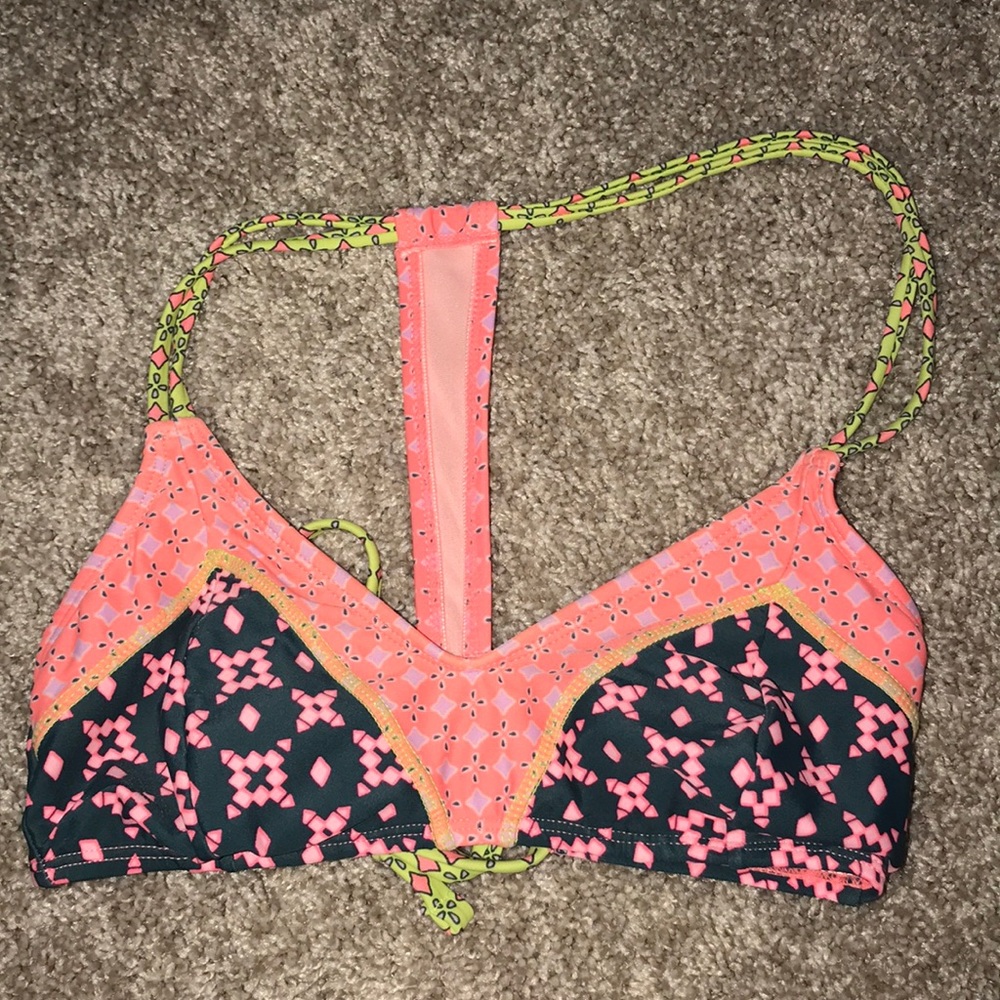 Xhilaration Top